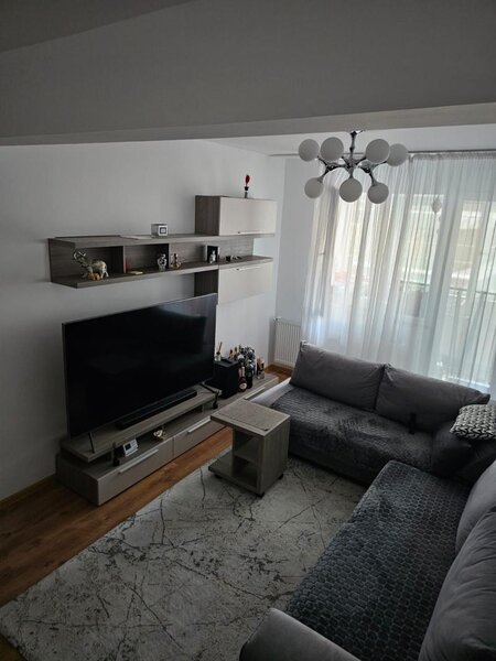 Decebal, ap. 2 camere de inchiriat